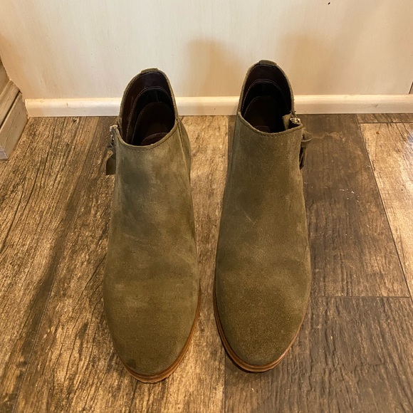 Cole Haan size 8 booties, green - Picture 3 of 4
